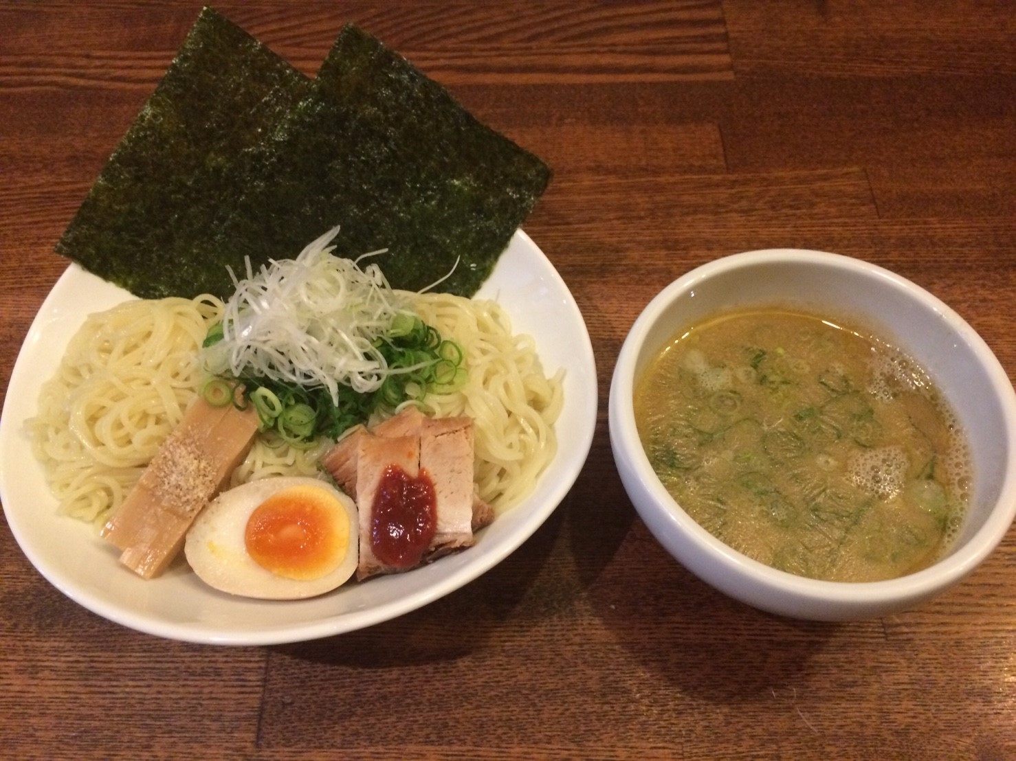 塩とんこつつけ麺